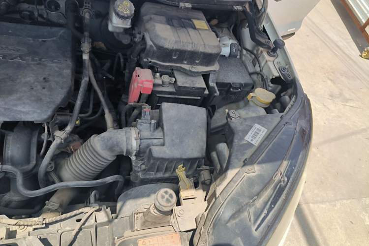 Used Ford EcoSport 2013 1.5L Automatic Fashion Model Engine Bay Left