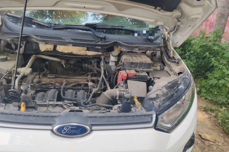 Used Ford EcoSport 2013 1.5L Automatic Fashion Model Engine Bay Left