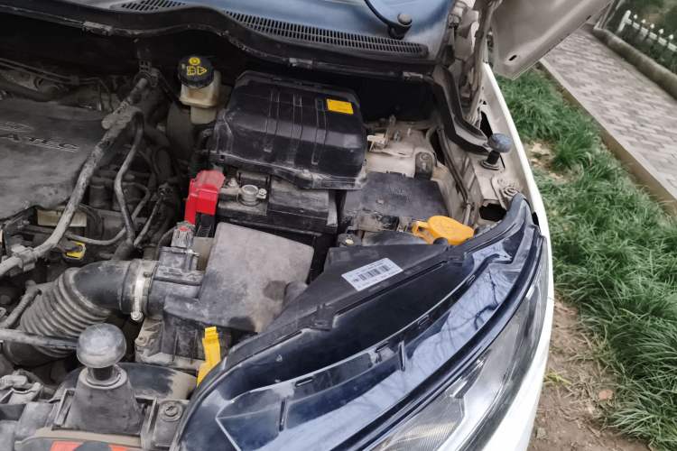 Used Ford EcoSport 2013 1.5L Automatic Prestige Model Engine Bay Left
