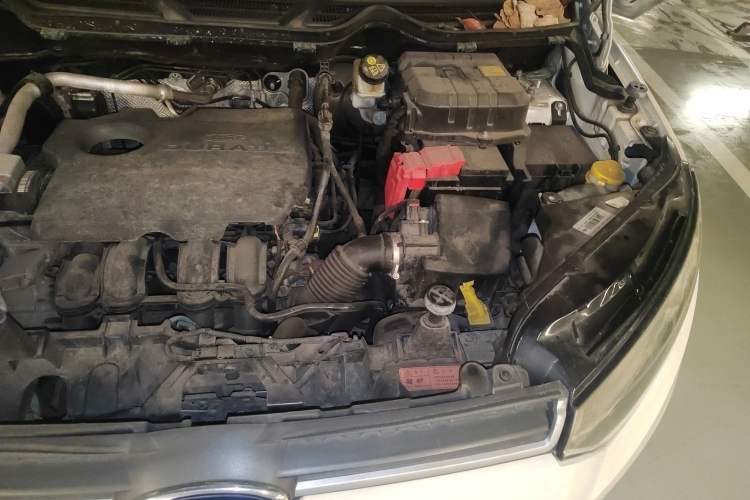 Used Ford EcoSport 2013 1.5L Automatic Fashion Model Engine Bay Left