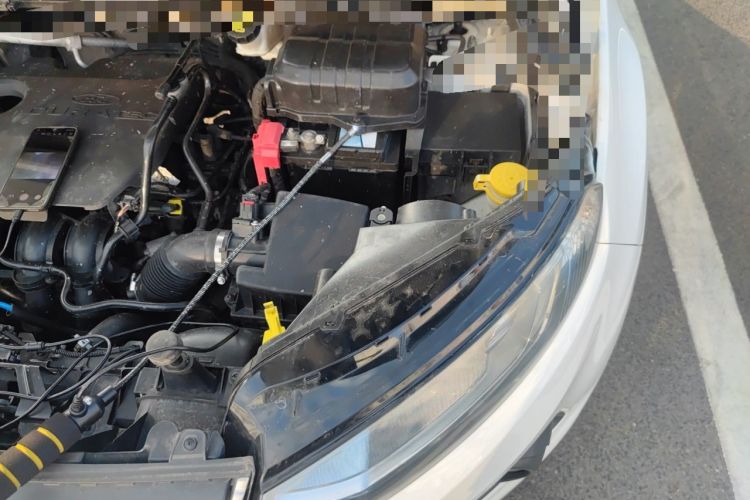 Used Ford EcoSport 2013 1.5L Automatic Fashion Model Engine Bay Left