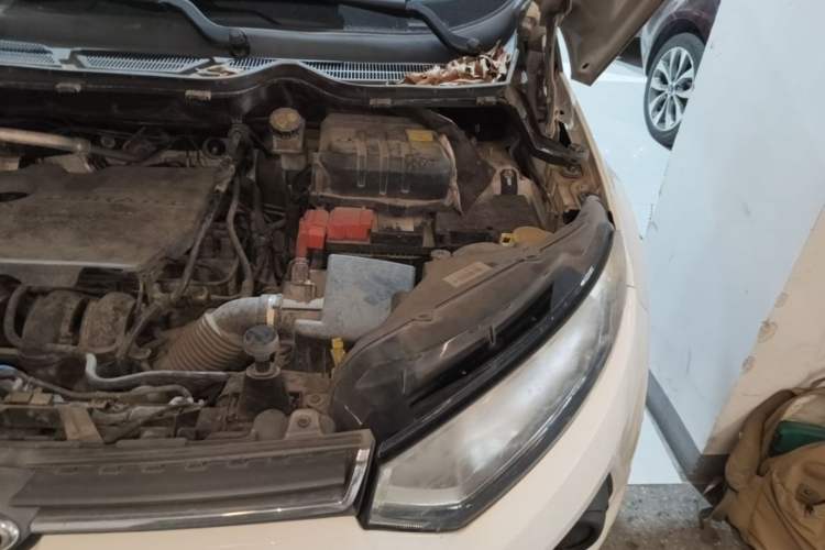 Used Ford EcoSport 2013 1.5L Automatic Prestige Model Engine Bay Left