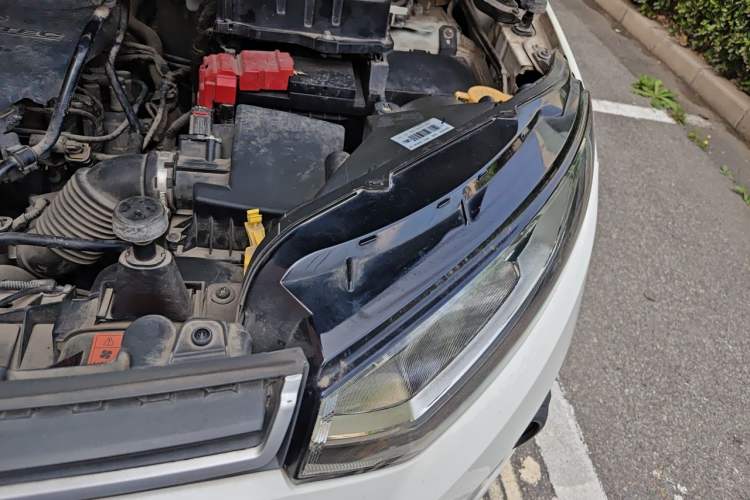 Used Ford EcoSport 2013 1.5L Automatic Fashion Model Engine Bay Left