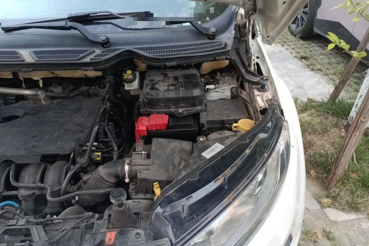 Used Ford EcoSport 2013 1.5L Automatic Prestige Model Engine Bay Left
