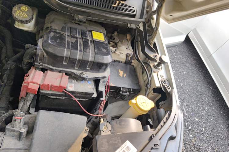 Used Ford EcoSport 2013 1.5L Manual Comfort Model Engine Bay Left