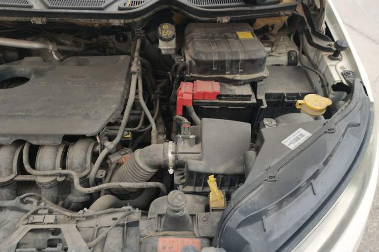 Used Ford EcoSport 2013 1.5L Automatic Prestige Model Engine Bay Left
