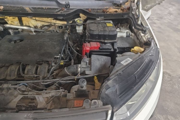 Used Ford EcoSport 2013 1.5L Automatic Fashion Model Engine Bay Left