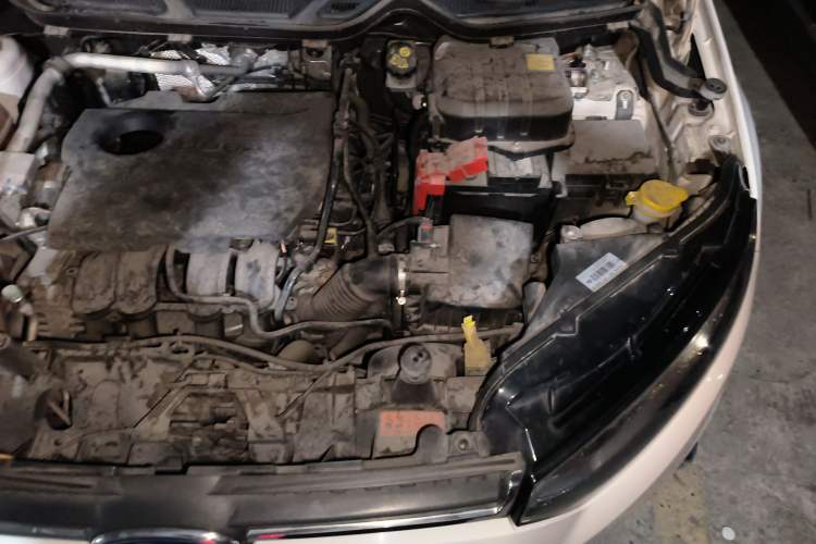 Used Ford EcoSport 2013 1.5L Automatic Prestige Model Engine Bay Left