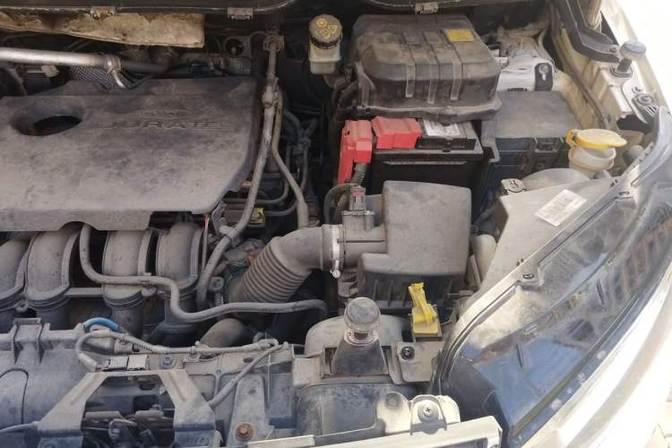 Used Ford EcoSport 2013 1.5L Automatic Fashion Model Engine Bay Left