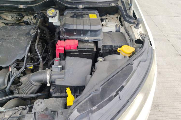 Used Ford EcoSport 2013 1.5L Automatic Fashion Model Engine Bay Left