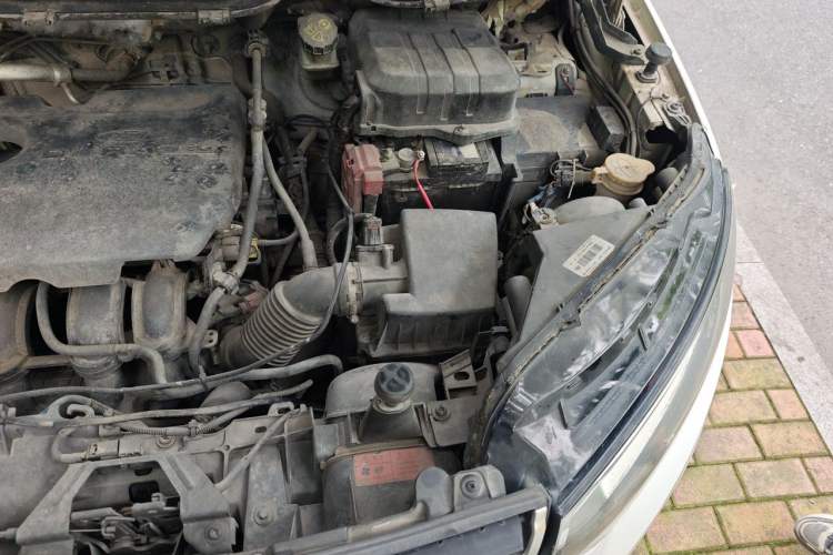 Used Ford EcoSport 2013 1.5L Automatic Fashion Model Engine Bay Left