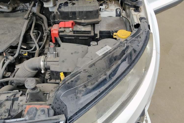 Used Ford EcoSport 2013 1.5L Automatic Prestige Model Engine Bay Left