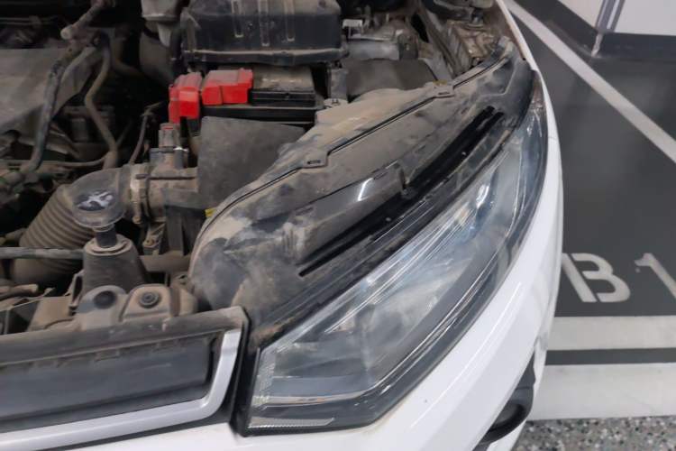 Used Ford EcoSport 2013 1.5L Automatic Fashion Model Engine Bay Left