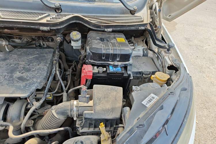 Used Ford EcoSport 2013 1.5L Automatic Fashion Model Engine Bay Left