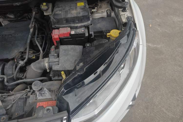 Used Ford EcoSport 2013 1.5L Automatic Prestige Model Engine Bay Left