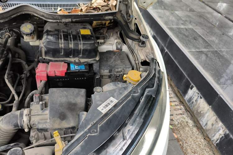 Used Ford EcoSport 2013 1.5L Automatic Fashion Model Engine Bay Left