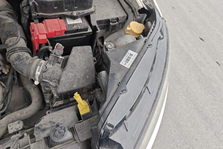 Used Ford EcoSport 2013 1.0L GTDi Manual Luxury Model Engine Bay Left