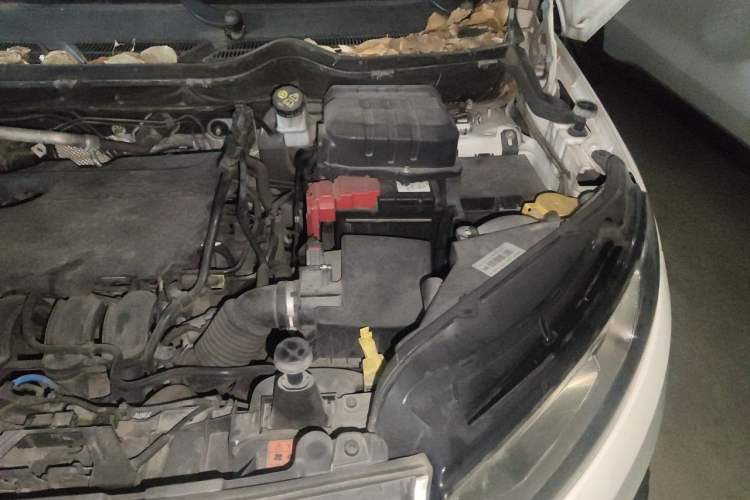 Used Ford EcoSport 2013 1.5L Automatic Fashion Model Engine Bay Left