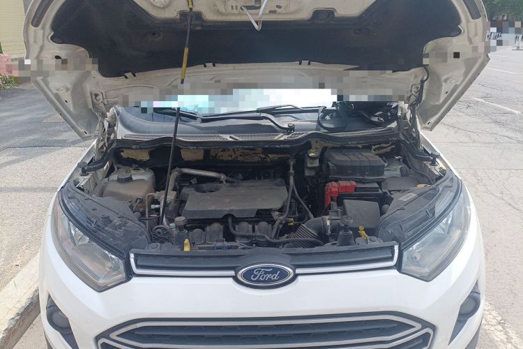Used Ford EcoSport 2013 1.5L Automatic Fashion Model Engine Bay