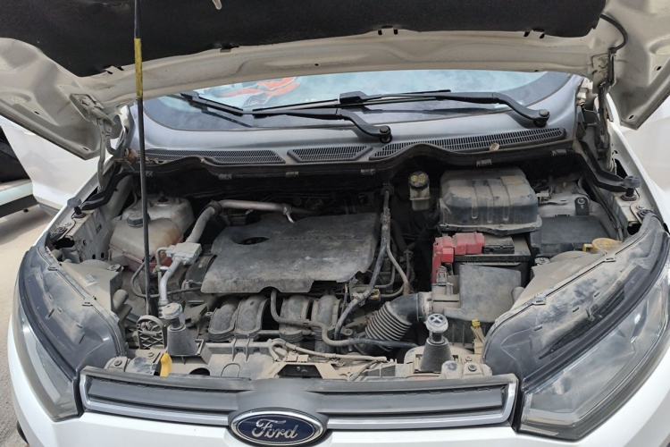 Used Ford EcoSport 2013 1.5L Automatic Fashion Model Engine Bay