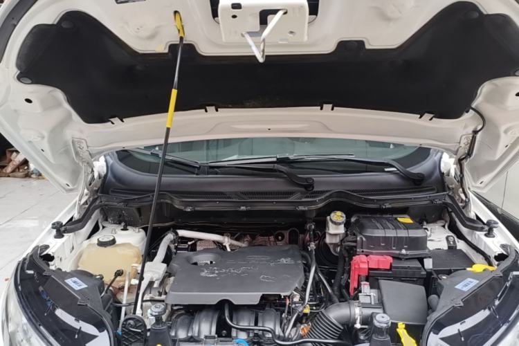 Used Ford EcoSport 2013 1.5L Automatic Fashion Model Engine Bay