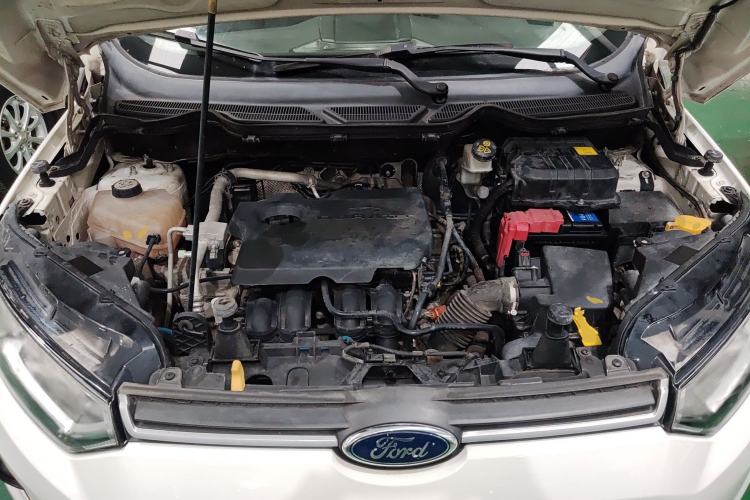 Used Ford EcoSport 2013 1.5L Automatic Fashion Model Engine Bay