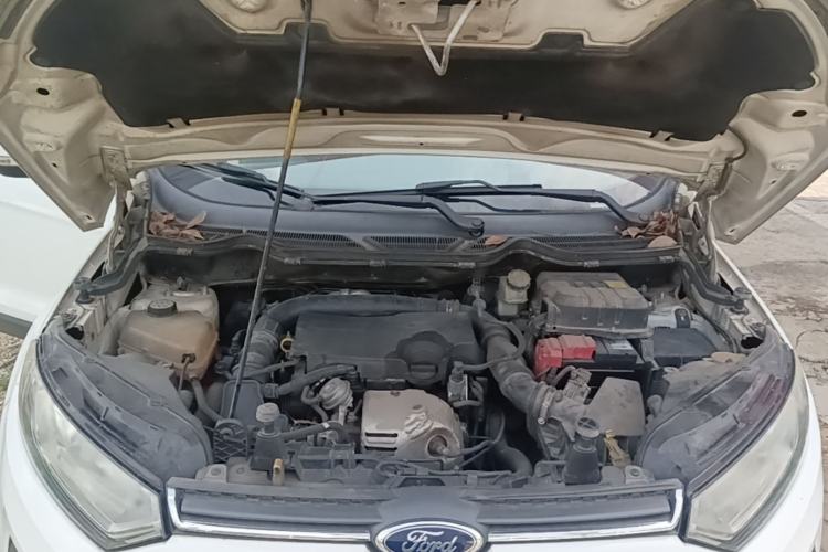 Used Ford EcoSport 2013 1.0L GTDi Manual Luxury Model Engine Bay