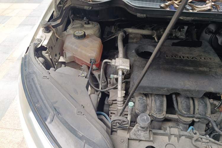 Used Ford EcoSport 2013 1.5L Automatic Fashion Model Engine Bay Right