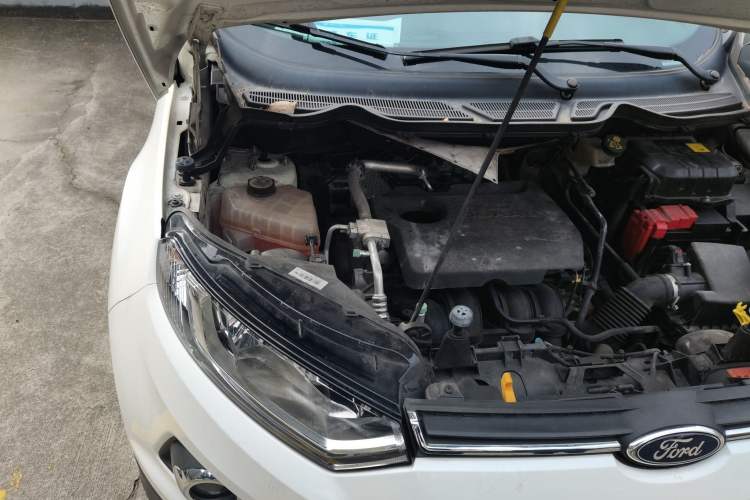 Used Ford EcoSport 2013 1.5L Automatic Prestige Model Engine Bay Right