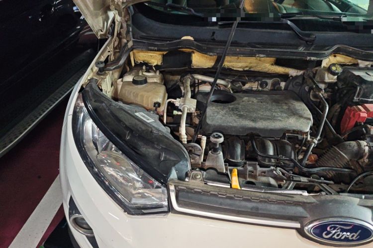 Used Ford EcoSport 2013 1.5L Automatic Fashion Model Engine Bay Right