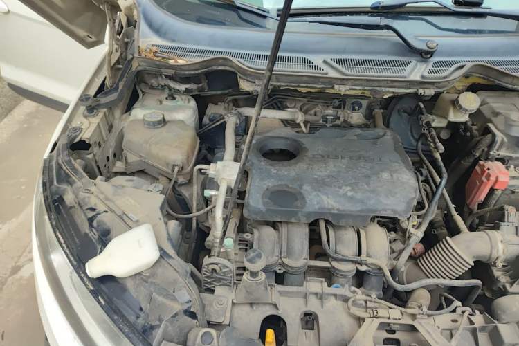 Used Ford EcoSport 2013 1.5L Automatic Prestige Model Engine Bay Right