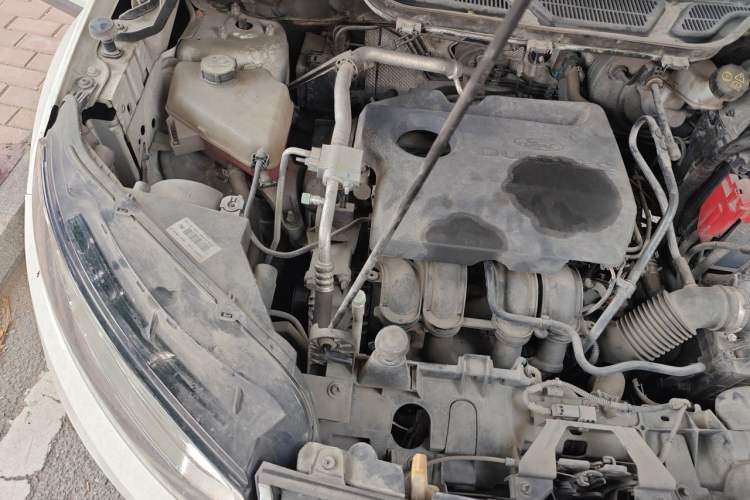Used Ford EcoSport 2013 1.5L Automatic Fashion Model Engine Bay Right