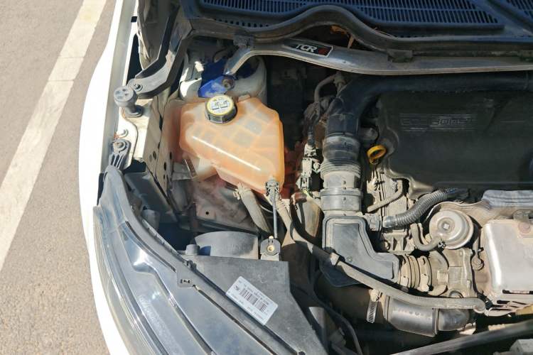 Used Ford EcoSport 2013 1.0L GTDi Manual Luxury Model Engine Bay Right