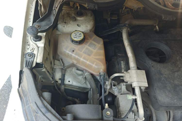 Used Ford EcoSport 2013 1.5L Automatic Prestige Model Engine Bay Right