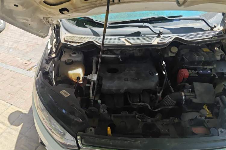 Used Ford EcoSport 2013 1.5L Manual Comfort Model Engine Bay Right