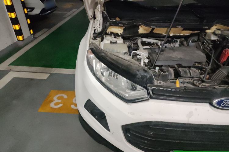 Used Ford EcoSport 2013 1.5L Manual Comfort Model Engine Bay Right