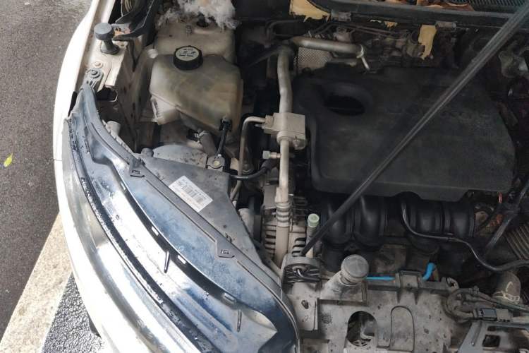 Used Ford EcoSport 2013 1.5L Automatic Fashion Model Engine Bay Right