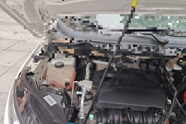 Used Ford EcoSport 2013 1.5L Manual Comfort Model Engine Bay Right