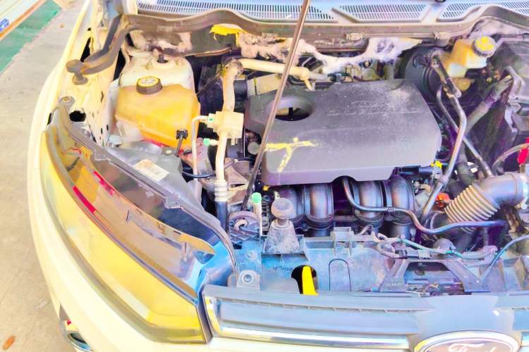 Used Ford EcoSport 2013 1.5L Automatic Prestige Model Engine Bay Right