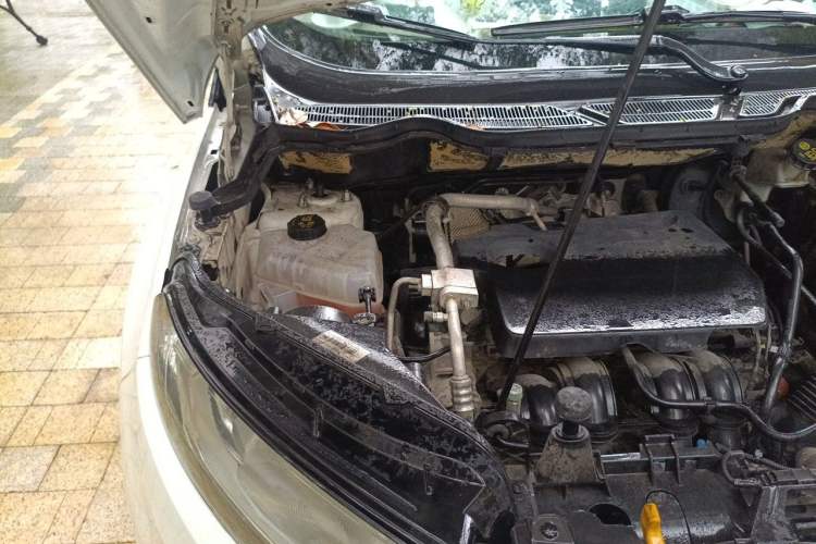 Used Ford EcoSport 2013 1.5L Automatic Fashion Model Engine Bay Right