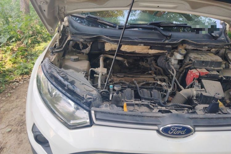 Used Ford EcoSport 2013 1.5L Automatic Fashion Model Engine Bay Right