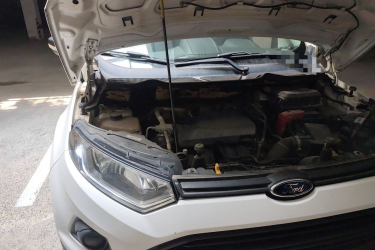 Used Ford EcoSport 2013 1.5L Manual Comfort Model Engine Bay Right