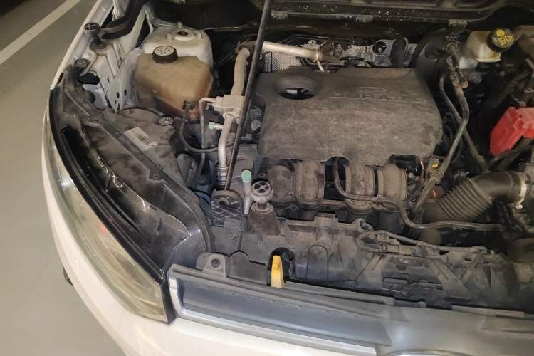 Used Ford EcoSport 2013 1.5L Automatic Fashion Model Engine Bay Right