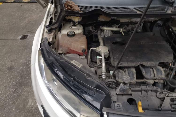 Used Ford EcoSport 2013 1.5L Automatic Fashion Model Engine Bay Right