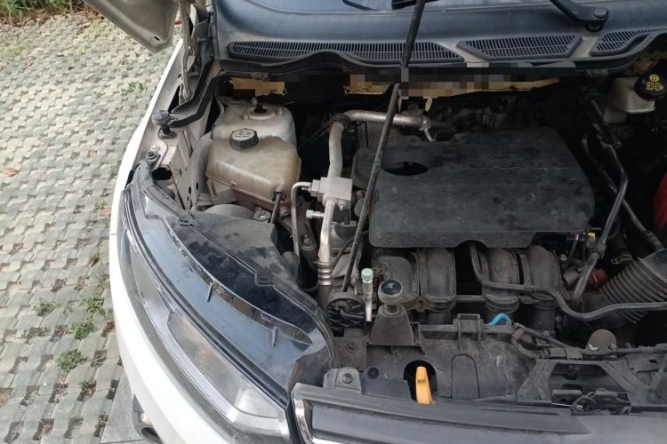 Used Ford EcoSport 2013 1.5L Automatic Prestige Model Engine Bay Right