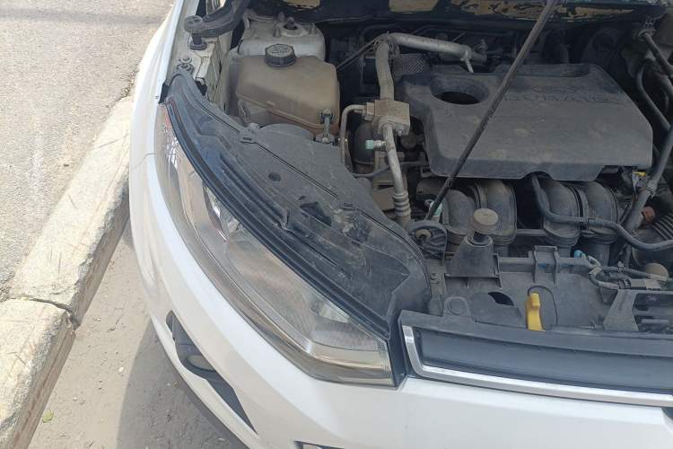 Used Ford EcoSport 2013 1.5L Automatic Fashion Model Engine Bay Right