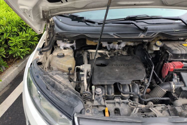 Used Ford EcoSport 2013 1.5L Automatic Fashion Model Engine Bay Right