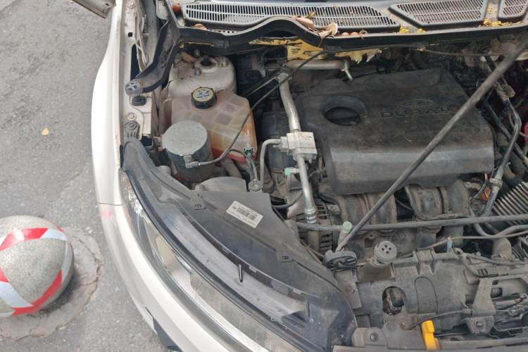 Used Ford EcoSport 2013 1.5L Automatic Fashion Model Engine Bay Right