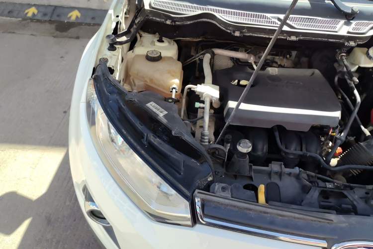 Used Ford EcoSport 2013 1.5L Automatic Prestige Model Engine Bay Right