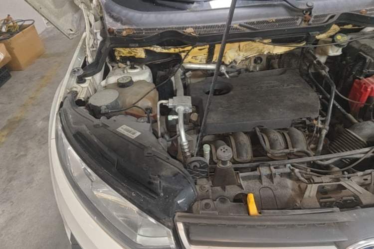 Used Ford EcoSport 2013 1.5L Automatic Fashion Model Engine Bay Right